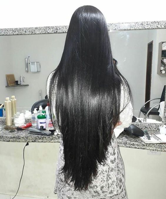 Corte de cabelo em V para cabelos longos 